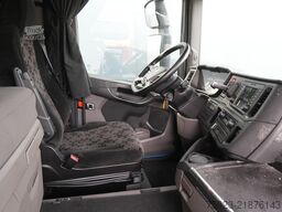 Scania R 450 tractor unit with Retarder