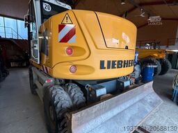 Liebherr A918 Compact