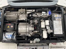 Schmitz Cargobull Tiefkühler Multitemp Doppelstock Trennwand