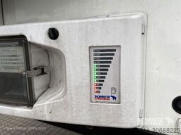 Schmitz Cargobull Tiefkühler Multitemp Doppelstock Trennwand