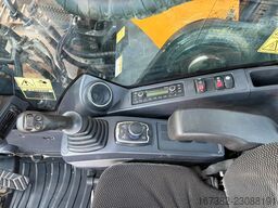 Hyundai HX380L