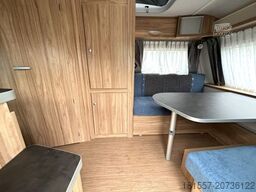 HYMER/ERIBA Eriba Feeling 425 1.600 kg, Schlafdach, Combi 4E