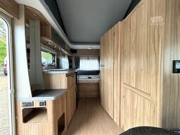 HYMER/ERIBA Eriba Feeling 425 1.600 kg, Schlafdach, Combi 4E