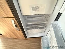 HYMER/ERIBA Eriba Feeling 425 1.600 kg, Schlafdach, Combi 4E