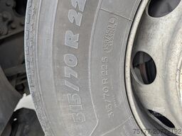 Mercedes-Benz Actros 1833