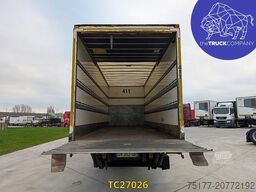 Mercedes-Benz Actros 1833