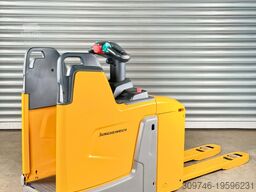 Jungheinrich ERE 225 - Service Neu - Batterie 80% - Nur  1.961 Std. - 2,5t