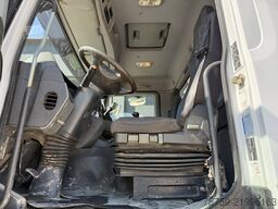 Mercedes-Benz Actros 4146K Kipper 8x4 40T Euro3