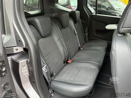 Mercedes-Benz T 180 d PROGRESSIVE Navi SHZ LEDLicht RfKam