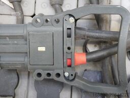 GNB 24 Volt 2 PzS 375 Ah