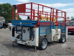 Genie GS3390 - 12,06 m - 4x4 - diesel