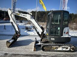 Bobcat E35