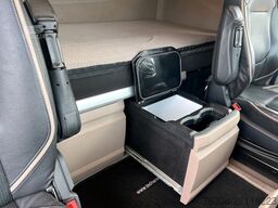 DAF XG+ 530 FT