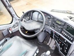 VDL/Bova Futura FHD 127.365 / Handicaped lift / Full opt...