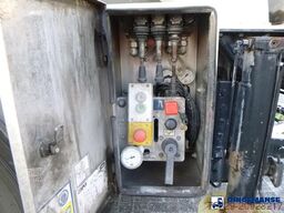 Feldbinder Powder tank alu 52 m3 (tipping) + ADR