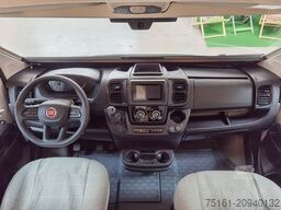 EURAMOBIL ACTIVA ONE 690 HB / 180PS-40H MAXI/ PANORAMADACH