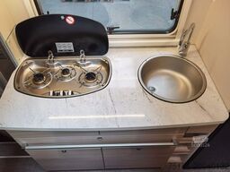 EURAMOBIL ACTIVA ONE 690 HB / 180PS-40H MAXI/ PANORAMADACH