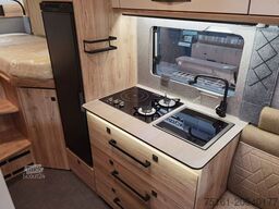 EURAMOBIL XTURA 686 EF /-2025- / 4x4 / TOP-AUSSTATTUNG