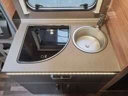 WEINSBERG CARAHOME 650 DG / 140 PS / TOP - AUSSTATTUNG