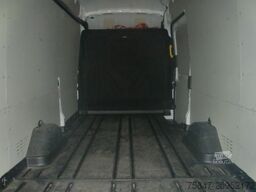 Ford Transit Trend 350 L4H3 Parktronic