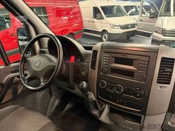 VOLKSWAGEN Crafter Kombi 6 Sitze Klima STHZ AHK
