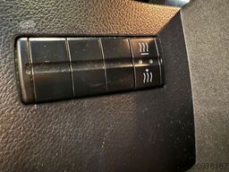 VOLKSWAGEN Crafter Kombi 6 Sitze Klima STHZ AHK