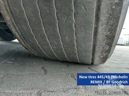 Schmitz Cargobull Curtainsider Mega