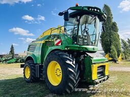 John Deere 8300