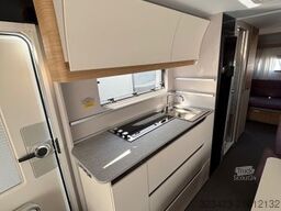 ADRIA Adora 673 PK Tandemachse, Mikro, Fußbodenheizung