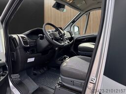 ADRIA Matrix Supreme 670 SL LED,Radio,RFK,Safety+Style