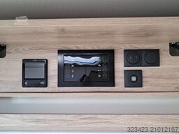 EURAMOBIL Integra Line IL 720 EF SAT, SOLAR, LUFTFEDERUNG