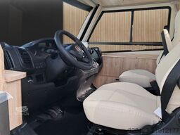 EURAMOBIL Integra Line IL 720 EB SAT, SOLAR, LUFTFEDERUNG