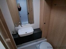 SUNLIGHT Adventure T 68C Automatik, Dörr Edition, TV