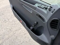 MERCEDES-BENZ Atego 821/ isoliert mit Heizfunktion/ 3-Sitzer