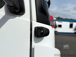 MERCEDES-BENZ Atego 821/ isoliert mit Heizfunktion/ 3-Sitzer