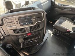 IVECO S-Way Sattelzugmaschine AS440S49T/P