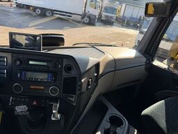 MERCEDES-BENZ ANTOS 2540 L Kühlkoffer 8,2 m LBW 2 T*CARRIER