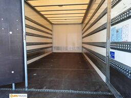 MERCEDES-BENZ 1827 L ACTROS Koffer 7,35 m mit Tür + LBW 2t