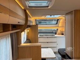 LMC Vivo 580/Heckbad/Dusche/Bugküche