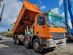 Mercedes-Benz Actros 3241