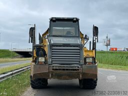 Komatsu HM300