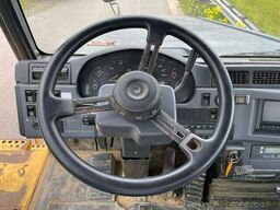 Komatsu HM300