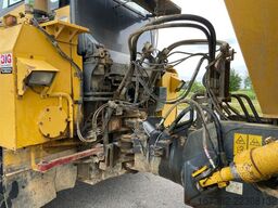 Komatsu HM300