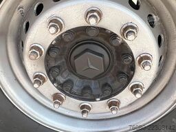 Wielton PTS 34.100 (MERCEDES AXLES / DISC BRAKES)