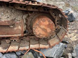 Komatsu pc210lc-8 excavator w/ tooth bucket