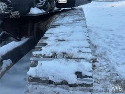  Hardlife HE80 mini excavator w/ narrow bucket and