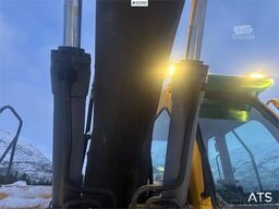 Volvo EC210LC excavator w/ toothed bucket. WATCH VIDEO