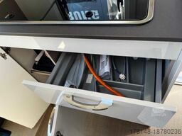 Bürstner Lineo T 700