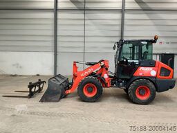 Kubota R 085