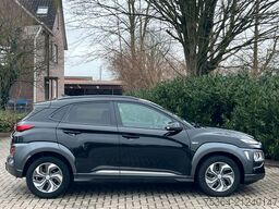 HYUNDAI Kona 1.6 GDI HEV Fashion Hybrid BlueDrive Navi